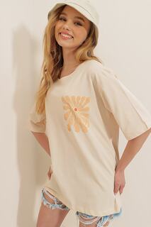 Женская бежевая футболка оверсайз из 100 % хлопка с круглым вырезом спереди и сзади с флоковым принтом ALC-X7978 Trend Alaçatı Stili, экрю