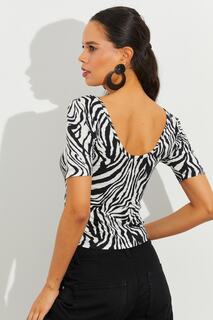 Женская бело-черная блузка с рисунком зебры LPP1224 Cool &amp; Sexy, разноцветный