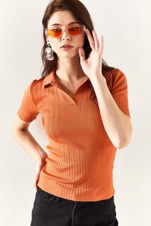 Женская блузка из трикотажа в рубчик с воротником-поло луковой кожи Olalook, оранжевый