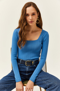 Женская блузка из плотного трикотажа в рубчик цвета индиго с квадратным воротником Olalook, синий