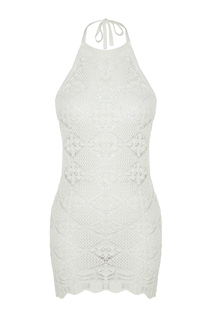 Мини-трикотажное пляжное платье цвета экрю с открытой спиной и трикотажным эффектом Trendyol