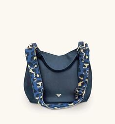 Темно-синяя кожаная сумка Harriet с темно-синим леопардовым ремешком Apatchy London, темно-синий