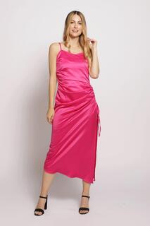 Атласное платье со сборками и вырезом в виде сердечек Cutie London, розовый