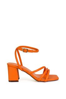 Сандалии Trixie на среднем каблуке с квадратным носком и ремешками на щиколотке XY London, оранжевый