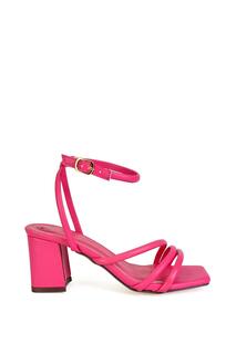 Сандалии Trixie на среднем каблуке с квадратным носком и ремешками на щиколотке XY London, розовый