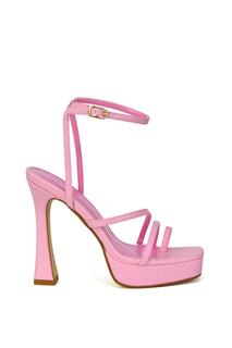 Сандалии на высоком каблуке на платформе с квадратным носком и ремешками &apos;Tessie&apos; XY London, розовый