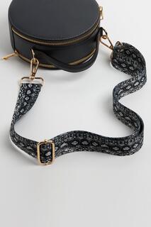 Круглая сумка через плечо &apos;Rome&apos; со змеиным ремешком Betsy &amp; Floss, серый
