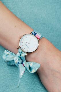 Голубые наручные часы-браслет со сменным тканевым ремешком с цветочным принтом The Colourful Aura, синий