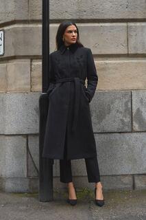 Длинное пальто из смесовой шерсти с контрастной вышивкой Wallis, черный