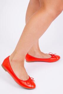 Туфли-лодочки без шнуровки на плоской подошве &apos;Bexley&apos; Where&apos;s That From, красный