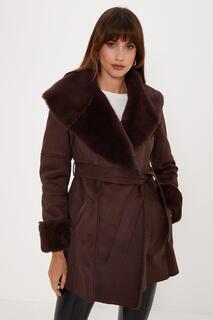 Короткое пальто с воротником из искусственной овчины и поясом Oasis, коричневый
