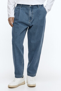 брюки джинсовые мужские Джинсы-бананы со складками на поясе Befree