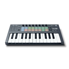 MIDI клавиатуры / MIDI контроллеры Novation FLkey Mini