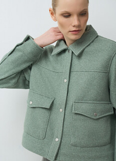 Укороченная куртка с накладными карманами, Зеленый O'stin