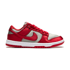 DUNK LOW ESS SNKR Nike
