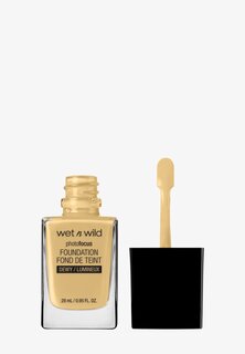 Тональный крем Photo Focus Foundation Dewy WET N WILD, цвет golden beige