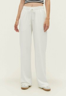 Спортивные брюки Wide-Leg Jogger Stradivarius, белый