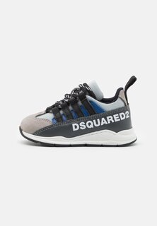 Низкие кроссовки Unisex Dsquared2, цвет grey/black/indigo