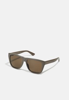 Солнцезащитные очки Gucci, серо-серо-коричневые