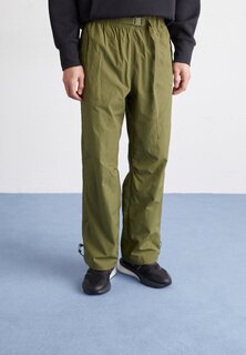 Брюки Pants adidas Originals, цвет focus olive