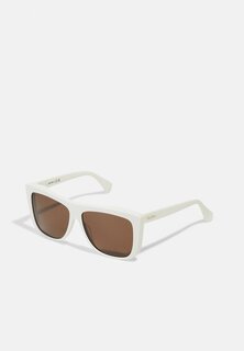 Солнцезащитные очки Max Mara, белые