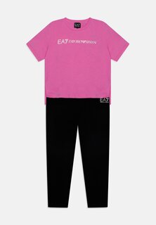 Футболка с принтом Tuta Sportiva EA7 Emporio Armani, цвет pink/black