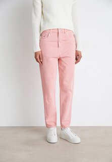 Джинсы приталенного кроя Mom Slim Tommy Jeans, цвет ballet pink