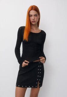 Мини-юбка Studded PULL&amp;BEAR, черный