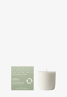 Ароматическая свеча Refill Sented Candle 200G Skandinavisk, цвет fjord green