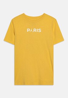 Футболка с принтом Paris Saint-Germain Logo Tee Unisex Jordan, цвет saturn gold