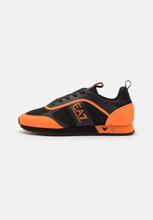 Низкие кроссовки Laces Unisex EA7 Emporio Armani, цвет black/orange tiger