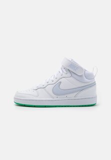 Высокие кроссовки Court Borough Mid 2 Nike, цвет white/football grey/stadium green