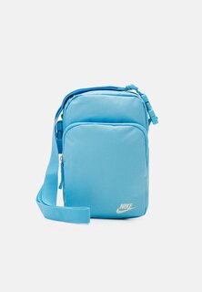 Сумка через плечо Heritage Crossbody Unisex Nike, цвет aquarius blue/aquarius blue/sail