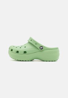 Тапочки Classic Platform Crocs, цвет fair green