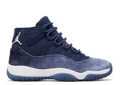 Кроссовки Air Jordan Wmns Air Jordan 11 Retro &apos;Midnight Navy Velvet&apos;, синий