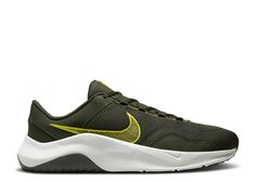 Кроссовки Nike Legend Essential 3 Next Nature &apos;Sequoia High Voltage&apos;, зеленый