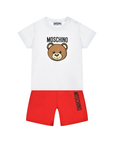Комплект: красные шорты и белая футболка Moschino