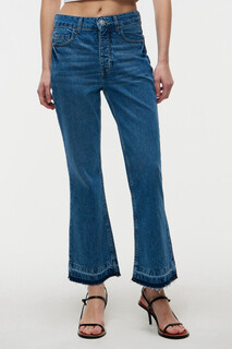 брюки джинсовые женские Джинсы клеш укороченные с обрезанными краями Befree