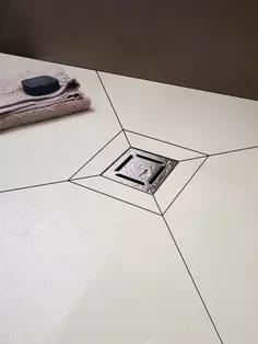 Душевой трап 148x148/50 мм матовый хром Berges Platz Norma 090059