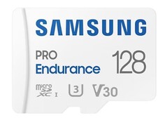 Карта памяти MicroSDXC 128GB Samsung MB-MJ128KA/APC PRO Endurance (для видеорегистратора) Class 10, UHS-I, W 30 МБ/с, R 100 МБ/с, адаптер на SD