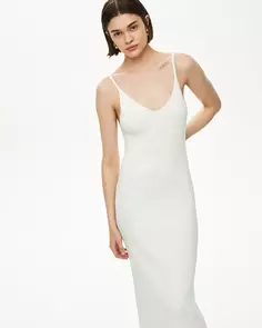 Платье с глубоким декольте молочного цвета 2Mood