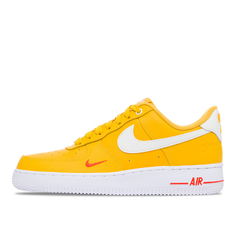 Женские кроссовки Nike Air Force 1 07 SE