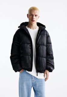 Зимняя куртка Basic PULL&amp;BEAR, черный