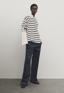 Свитер Striped With Rolled-Up Sleeves Massimo Dutti, белый