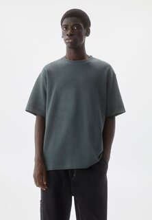 Базовая футболка Short Sleeve Textured PULL&amp;BEAR, цвет evergreen