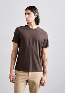 Базовая футболка Tee sandro, цвет marron foncé