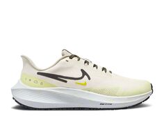 Кроссовки Nike Wmns Air Zoom Pegasus 39 Shield &apos;Pale Ivory Luminous Green&apos;, кремовый