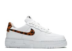 Кроссовки Nike Wmns Air Force 1 Pixel Se &apos;Leopard Print&apos;, белый