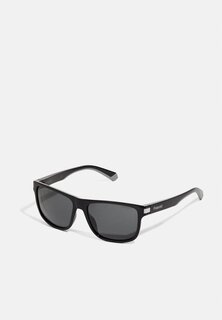 Солнцезащитные очки Polaroid, черно-серые