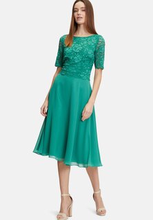 Коктейльное/праздничное платье Vera Mont, цвет silky green